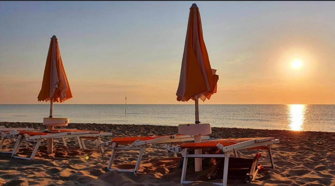 Residence Anchisemare Alba Adriatica Dış mekan fotoğraf