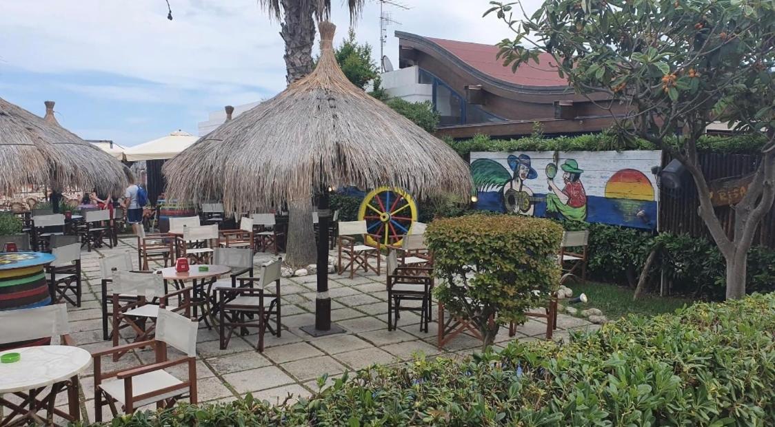 Residence Anchisemare Alba Adriatica Dış mekan fotoğraf