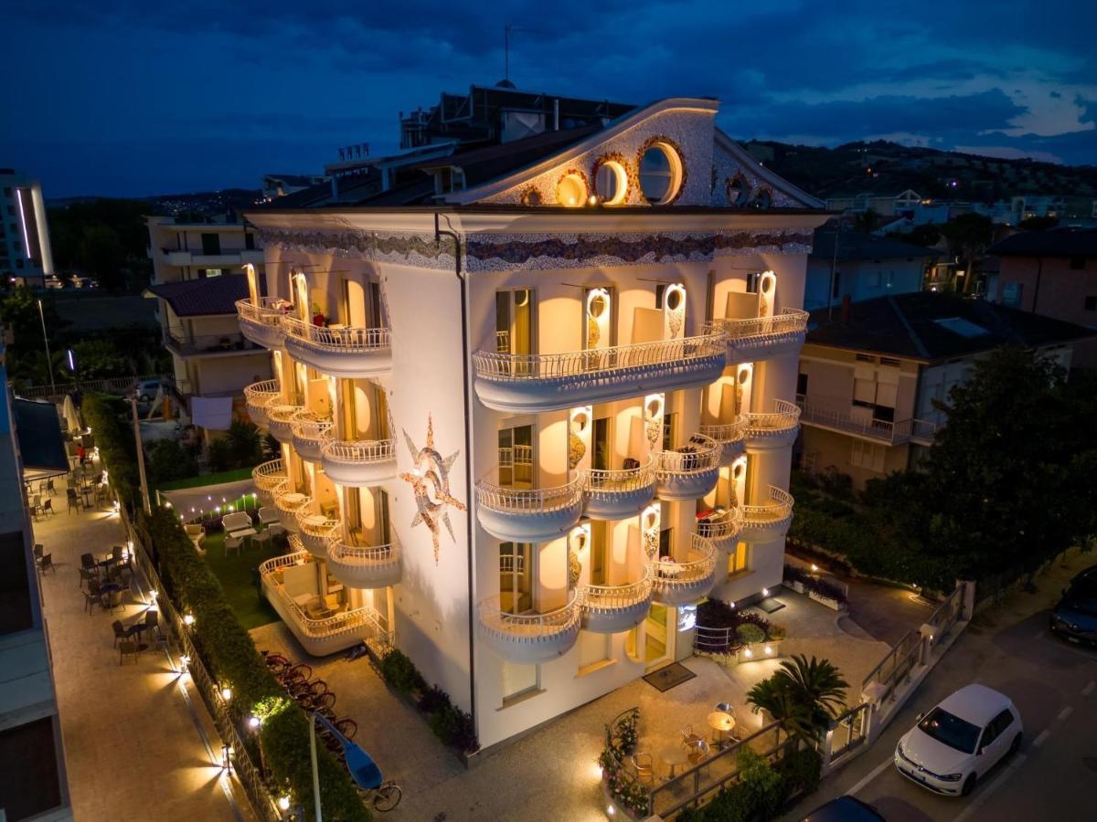 Residence Anchisemare Alba Adriatica Dış mekan fotoğraf
