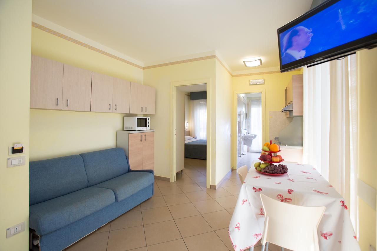 Residence Anchisemare Alba Adriatica Dış mekan fotoğraf