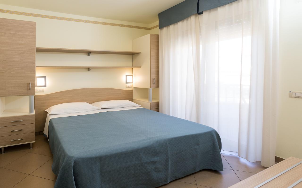 Residence Anchisemare Alba Adriatica Dış mekan fotoğraf