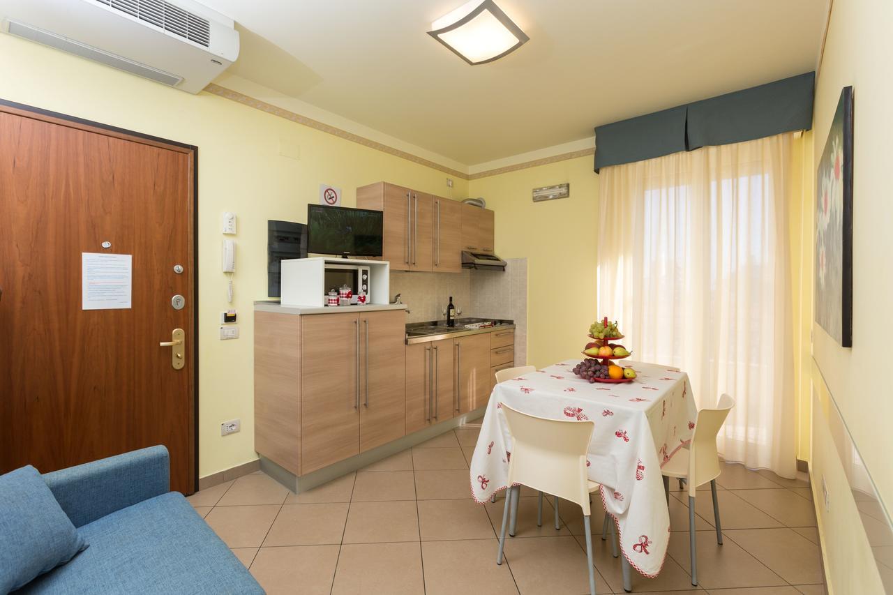 Residence Anchisemare Alba Adriatica Dış mekan fotoğraf