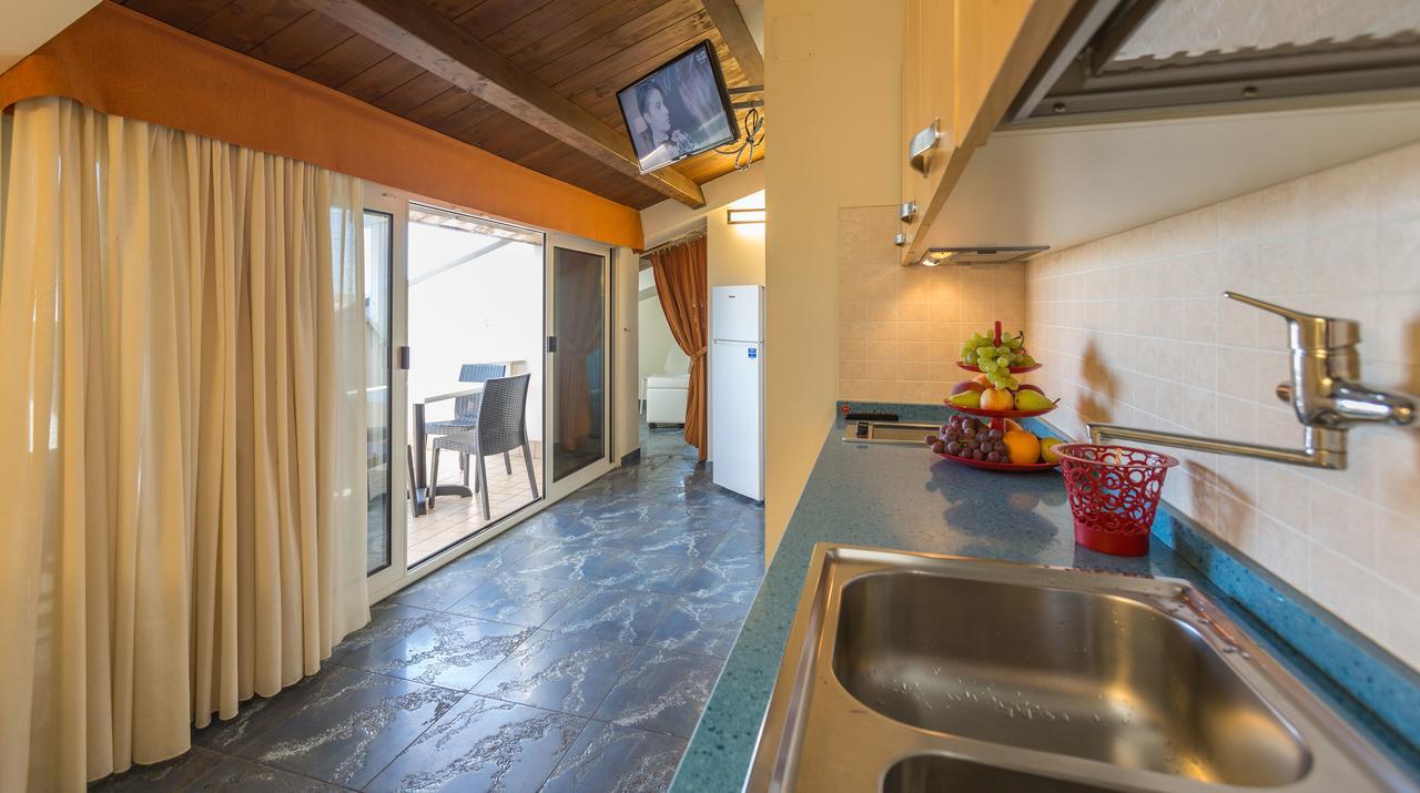 Residence Anchisemare Alba Adriatica Dış mekan fotoğraf