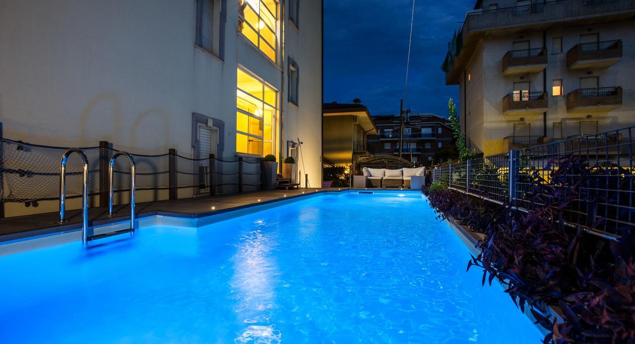 Residence Anchisemare Alba Adriatica Dış mekan fotoğraf